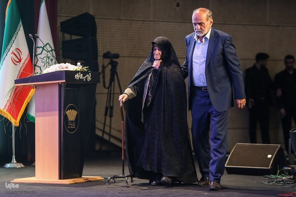 ویژه برنامه هفته ملی سلامت با حضور 1500 سالمند در برج میلاد