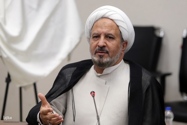 حجت‌الاسلام علی ملانوری، مدیر مرکز خیر ماندگار