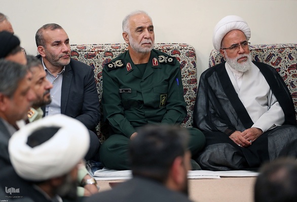 دیدار دست اندرکاران کنگره بزرگداشت ۹ هزار و ۸۰۰ شهید استان کرمانشاه با رهبر معظم انقلاب