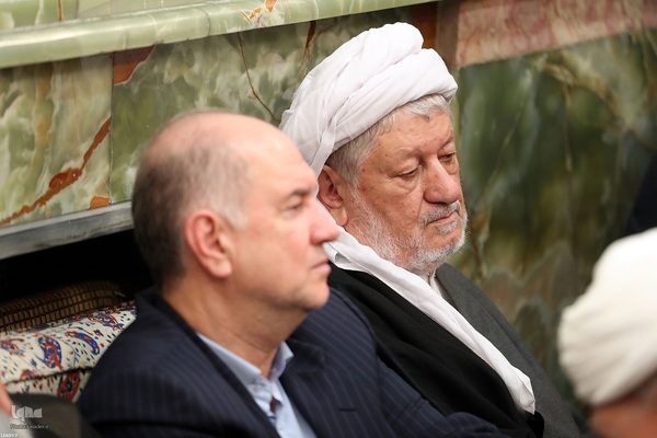 دیدار دست اندرکاران کنگره بزرگداشت ۹ هزار و ۸۰۰ شهید استان کرمانشاه با رهبر معظم انقلاب