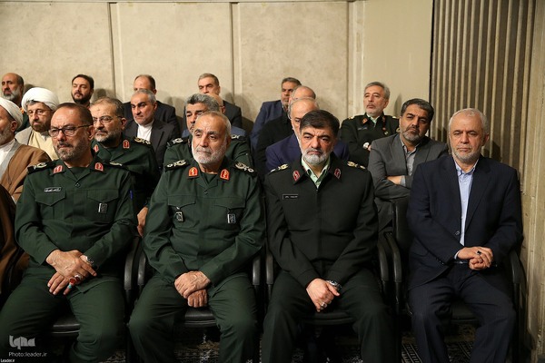 دیدار جمعی از خانواده‌های شهدای امنیت