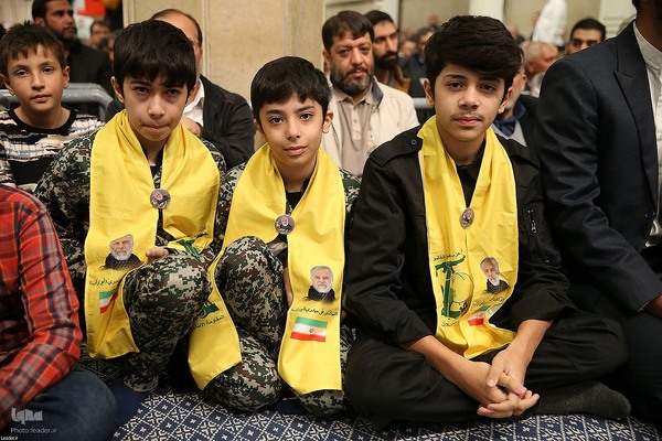 دیدار جمعی از خانواده‌های شهدای امنیت