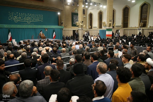 دیدار جمعی از خانواده‌های شهدای امنیت