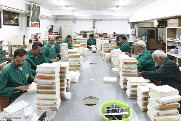 اهدای پنج هزار جلد قرآن مجید و مفاتیح الجنان به مردم مظلوم لبنان