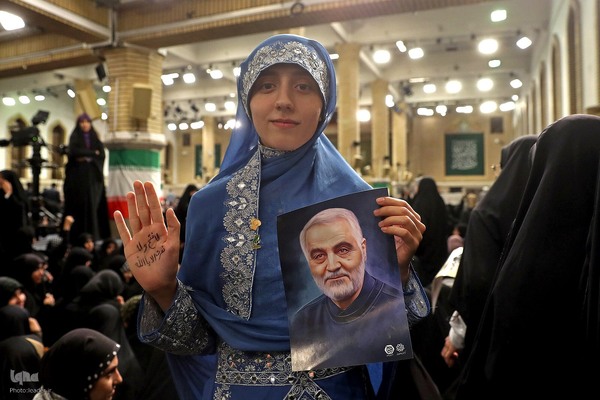 دیدار هزاران نفر از دانش‌آموزان و دانشجویان با رهبر انقلاب