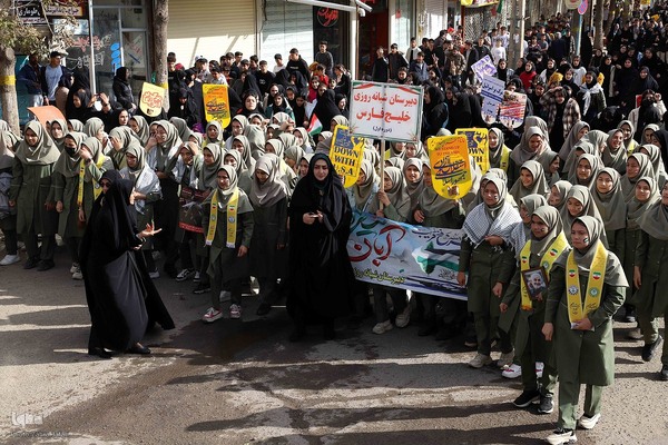 راهپیمایی ۱۳ آبان در اهر