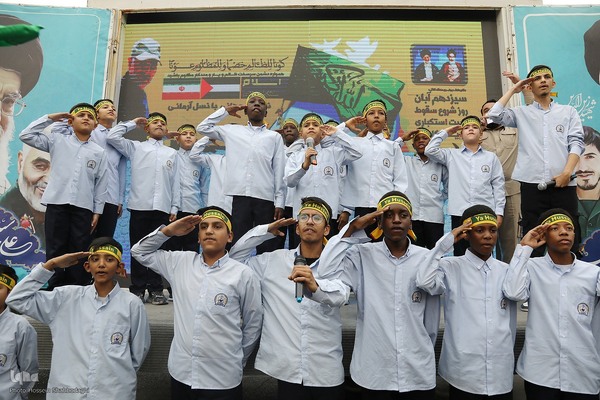 راهپیمایی یوم الله ۱۳ آبان در قم