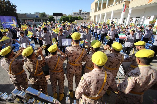 راهپیمایی ۱۳ آبان در شیراز