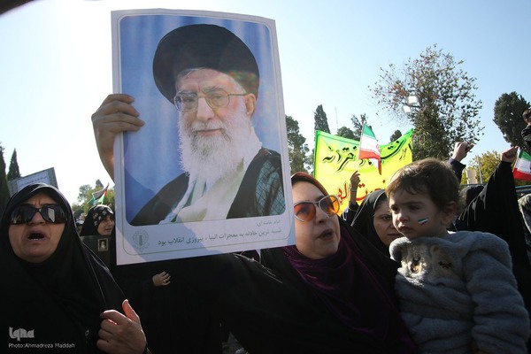 راهپیمایی ۱۳ آبان در شیراز