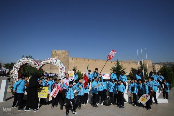 راهپیمایی ۱۳ آبان در شیراز