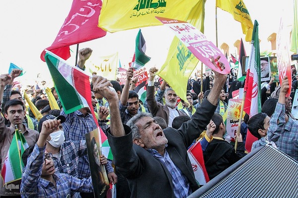 راهپیمایی ۱۳ آبان در یزد