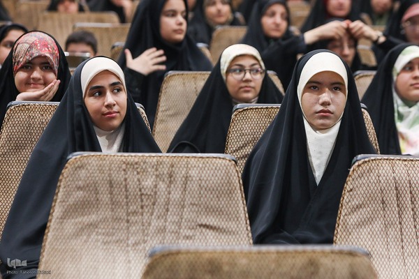 محفل «سرشناسان بهشت» برگزار شد