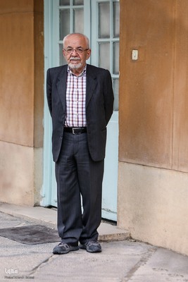 حسین معصومی همدانی، مدرس ادبیات فارسی، تاریخ ریاضیات، تاریخ علم و فلسفهٔ علم در مؤسسه پژوهشی حکمت و فلسفه ایران