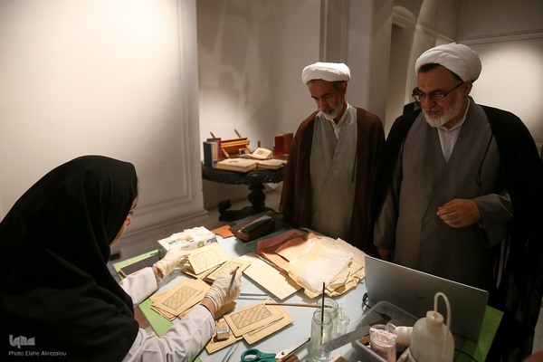 همایش بین‌المللی تحقیق و تصحیح نسخه‌های خطی ایران