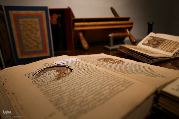 همایش بین‌المللی تحقیق و تصحیح نسخه‌های خطی ایران