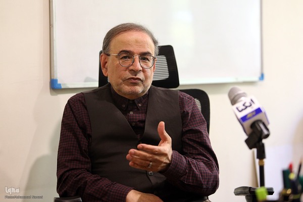 حمید وحید دستجردی