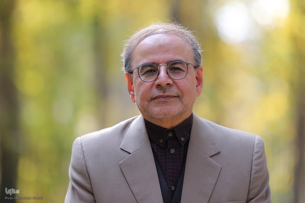 حمید وحید دستجردی