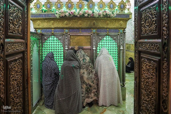 تشرف 313 خادمه حرم امام زاده صالح به قم