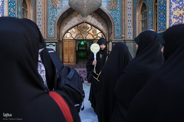 تشرف 313 خادمه حرم امام زاده صالح به قم