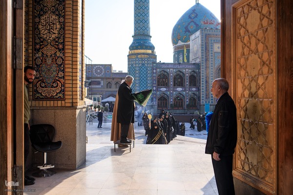 تشرف 313 خادمه حرم امام زاده صالح به قم