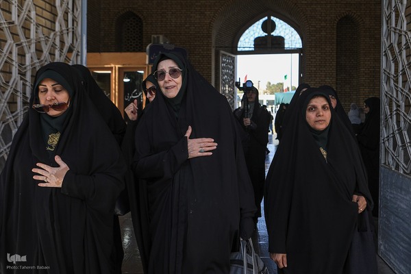 تشرف 313 خادمه حرم امام زاده صالح به قم