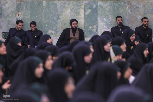 تشرف 313 خادمه حرم امام زاده صالح به قم