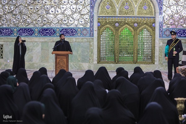 تشرف 313 خادمه حرم امام زاده صالح به قم