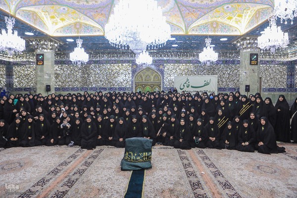 تشرف 313 خادمه حرم امام زاده صالح به قم