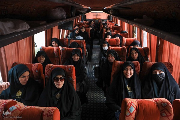 تشرف 313 خادمه حرم امام زاده صالح به قم