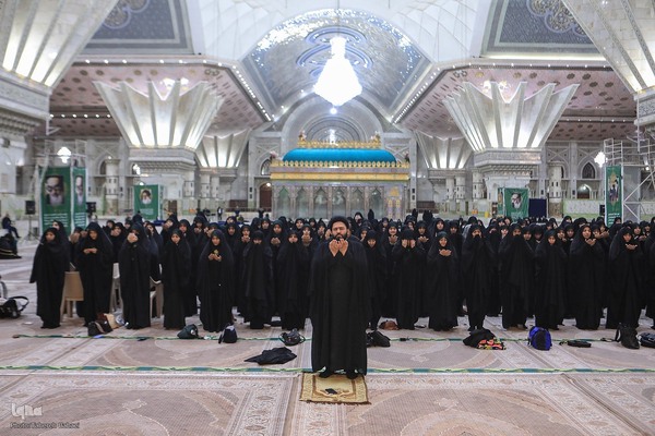 تشرف 313 خادمه حرم امام زاده صالح به قم