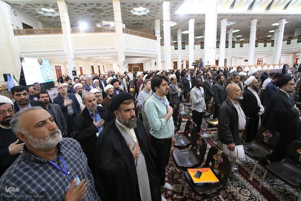 همایش بین المللی اندیشه های قرآنی حضرت آیت الله خامنه ای در حرم شاهچراغ(ع)