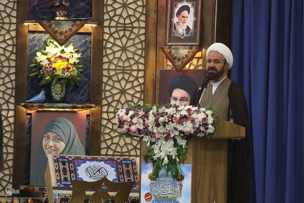 همایش بین المللی اندیشه های قرآنی حضرت آیت الله خامنه ای در حرم شاهچراغ(ع)