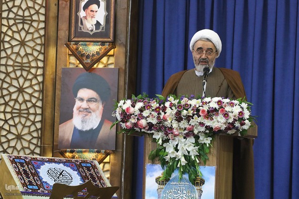 همایش بین المللی اندیشه های قرآنی حضرت آیت الله خامنه ای در حرم شاهچراغ(ع)