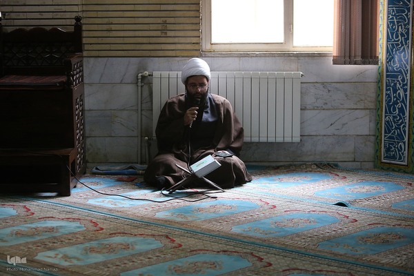 مراسم بزرگداشت شهید دکتر علی حیدری، پزشک جبهه مقاومت و یادبود درگذشت مادر شهید محسن میری