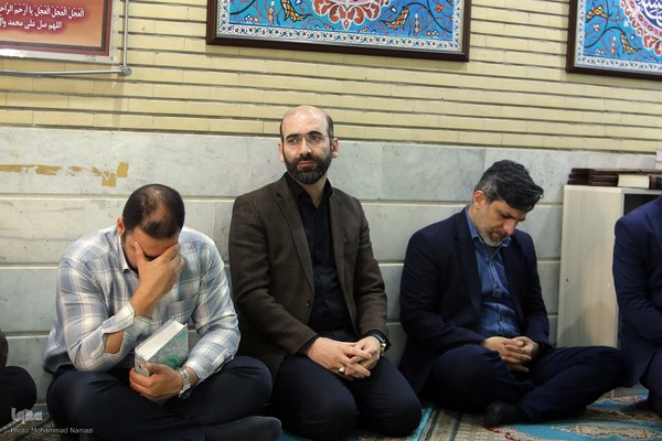 مراسم بزرگداشت شهید دکتر علی حیدری، پزشک جبهه مقاومت و یادبود درگذشت مادر شهید محسن میری