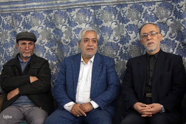 از راست مصطفی صدرزاده و محمدحسین سبزعلی، جشن ختم قرآن جلسه آموزشی علی‌اکبر ملکشاهی