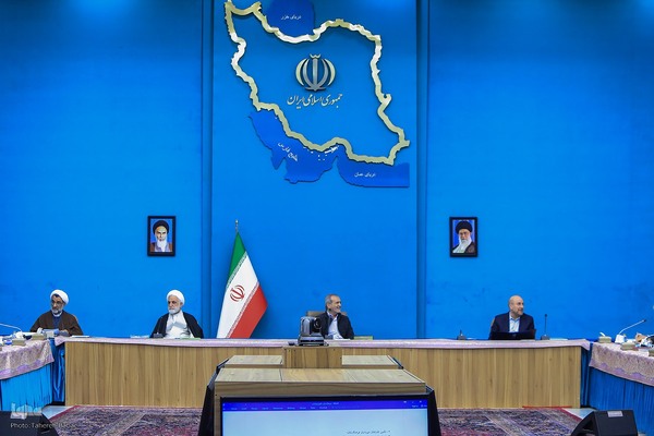 جلسه شورای عالی انقلاب فرهنگی