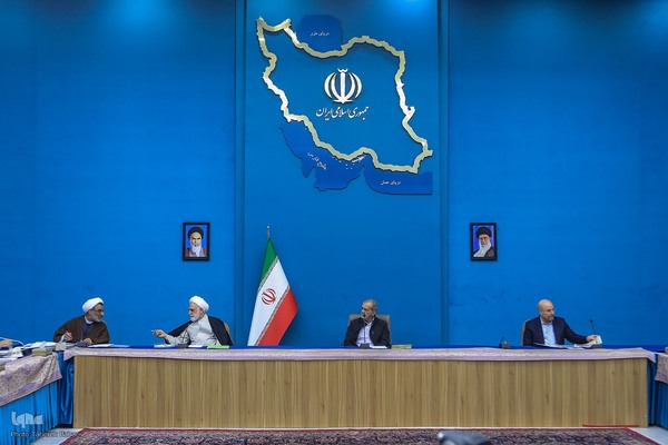 جلسه شورای عالی انقلاب فرهنگی