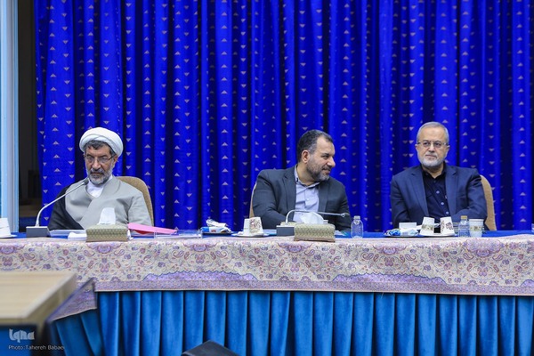 جلسه شورای عالی انقلاب فرهنگی