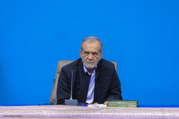 جلسه شورای عالی انقلاب فرهنگی