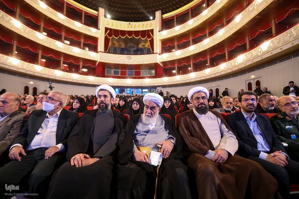 کنگره ملی بانوی مبارز و انقلابی خواهر دباغ