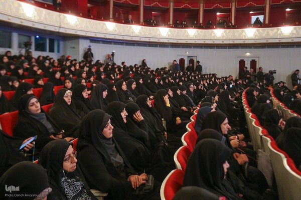 کنگره ملی بانوی مبارز و انقلابی خواهر دباغ