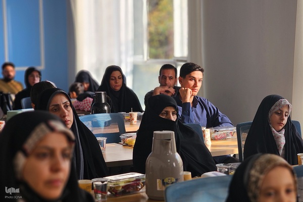 مراسم تجلیل از برگزیدگان حفظ عمومی قرآن کریم استان تهران