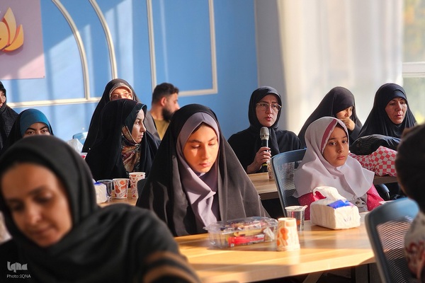 مراسم تجلیل از برگزیدگان حفظ عمومی قرآن کریم استان تهران