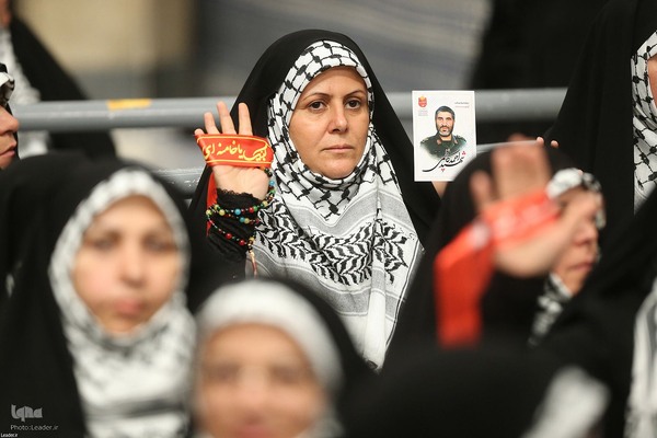 دیدار هزاران نفر از بسیجیان با رهبر انقلاب