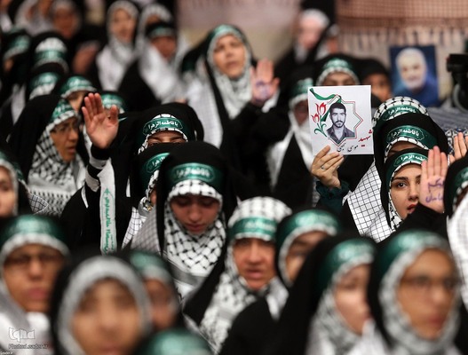 دیدار هزاران نفر از بسیجیان با رهبر انقلاب