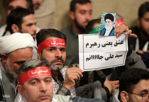 دیدار هزاران نفر از بسیجیان با رهبر انقلاب