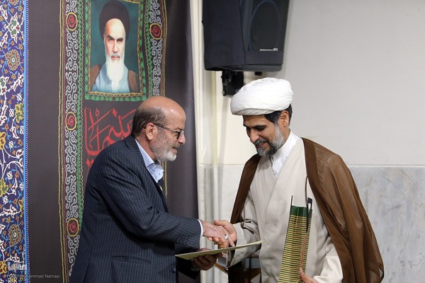 محفل ختم قرآن کریم و تجلیل از خادمان قرآن جهاددانشگاهی