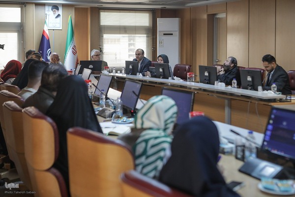 نشست آنسوی شکست