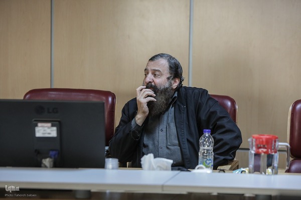 نشست آنسوی شکست